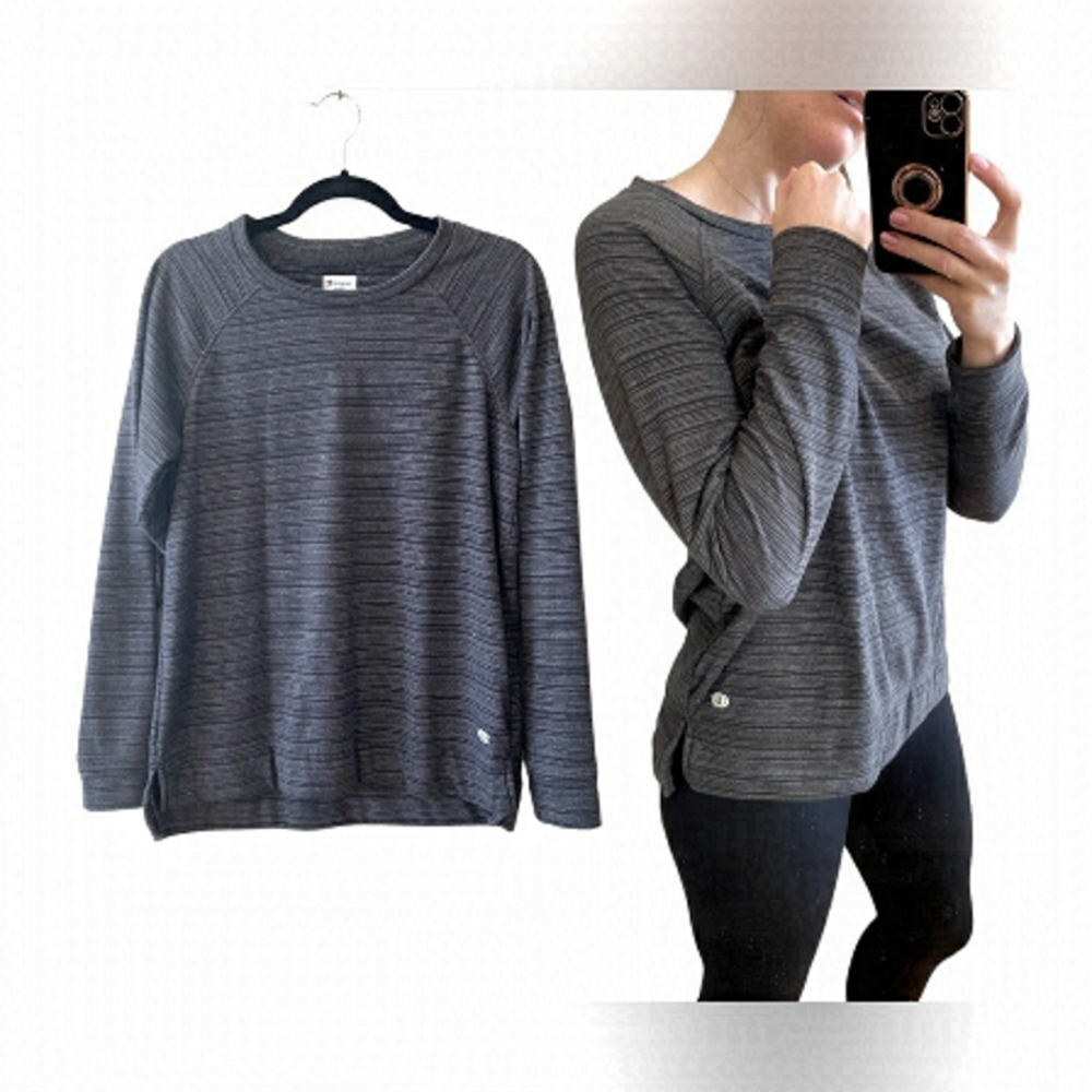 ⭐️2 FOR $20⭐️ Champion Grey Pullover sweater
